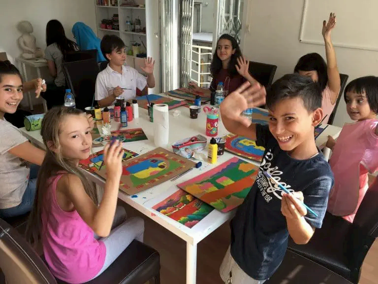 Çocuklar için resim dersi